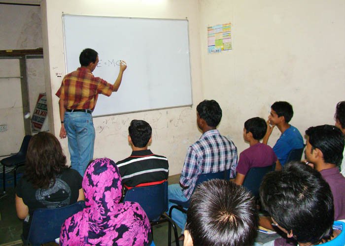 Kumar Classes gallery